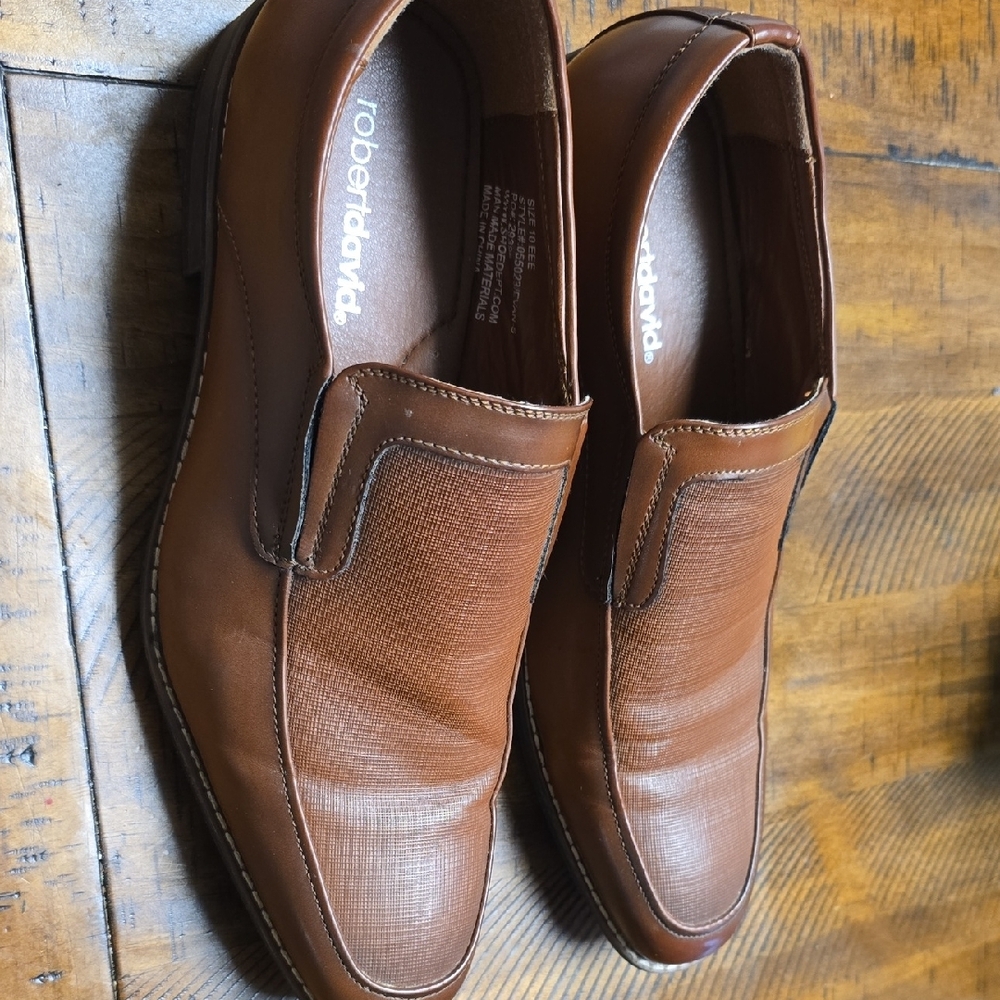 Brown Leather Slip-On Loafers with Moccasin Stitching